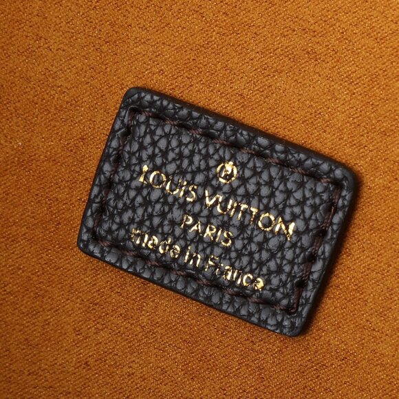 Louis Vuitton Black Grained Calfskin Low Key Cabas MM - Picture 8 of 9